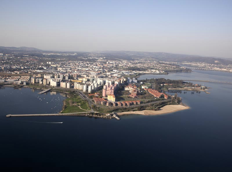 PLAYA CARANZA EN FERROL A CORUÑA - GALICIA