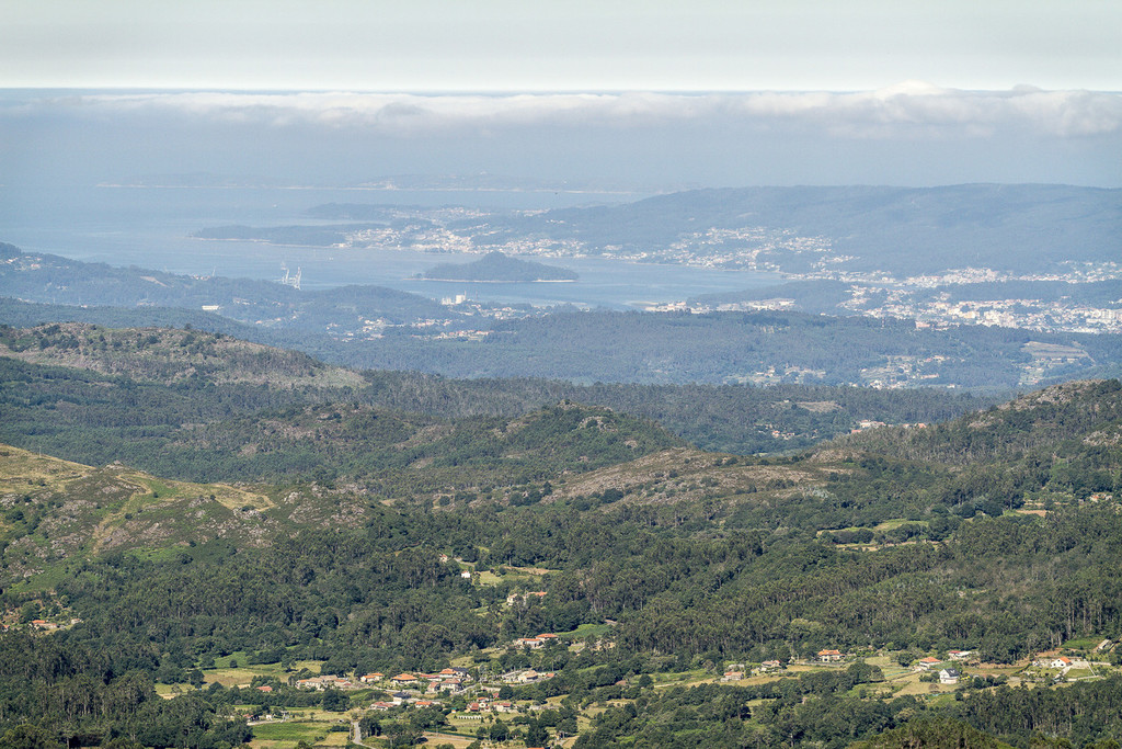 From Avión to the Tres Rías lookout point: from O Suído to O Cando